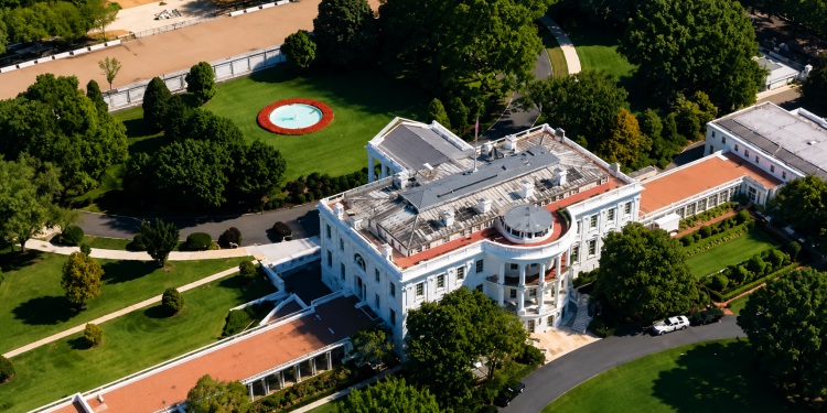 East Wing Ballroom Executive Residence Contract: Cost, Scope & Timeline