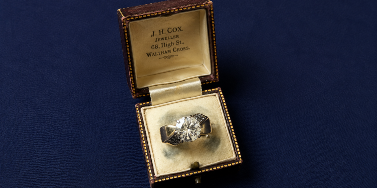 Asha Nayak’s £5 Car-Boot Diamond Ring | Investigative Report